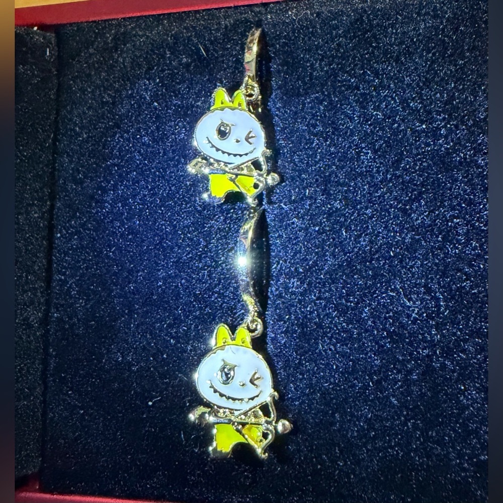 14K Gold Bow & Arrow Valentine Labubu Theme Enamel Hoop Earrings Kawaii Boutique - Picture 4 of 6